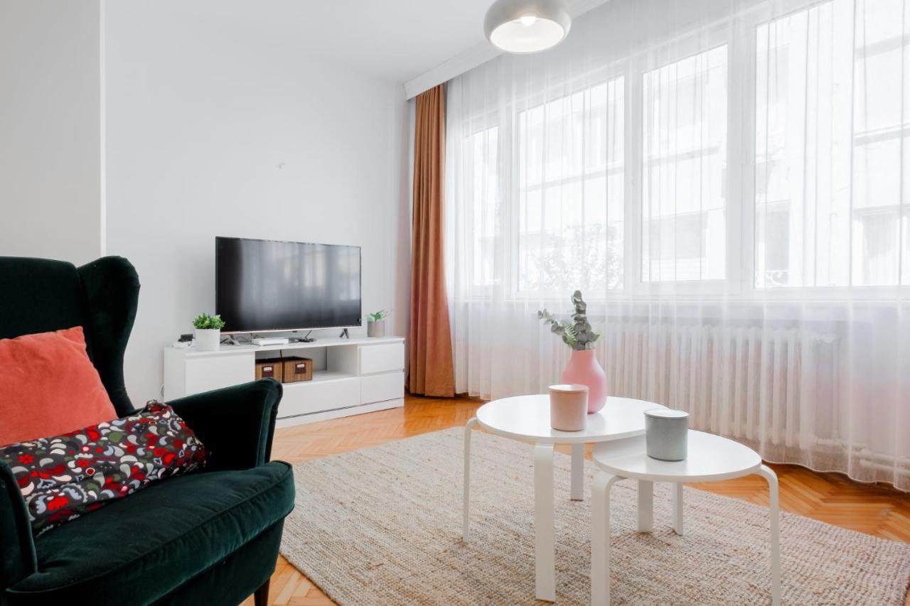 Gorgeous Apartment With Central Location In Sisli Истанбул Екстериор снимка