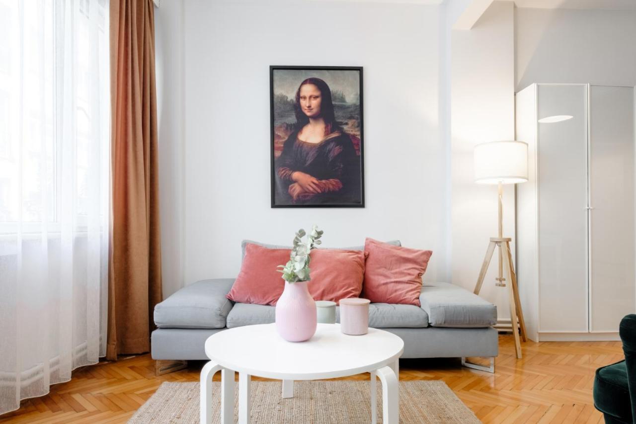 Gorgeous Apartment With Central Location In Sisli Истанбул Екстериор снимка